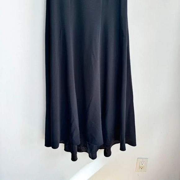 Watters and Watters Black Bodycon Gown w Train 2 - Picture 4 of 7